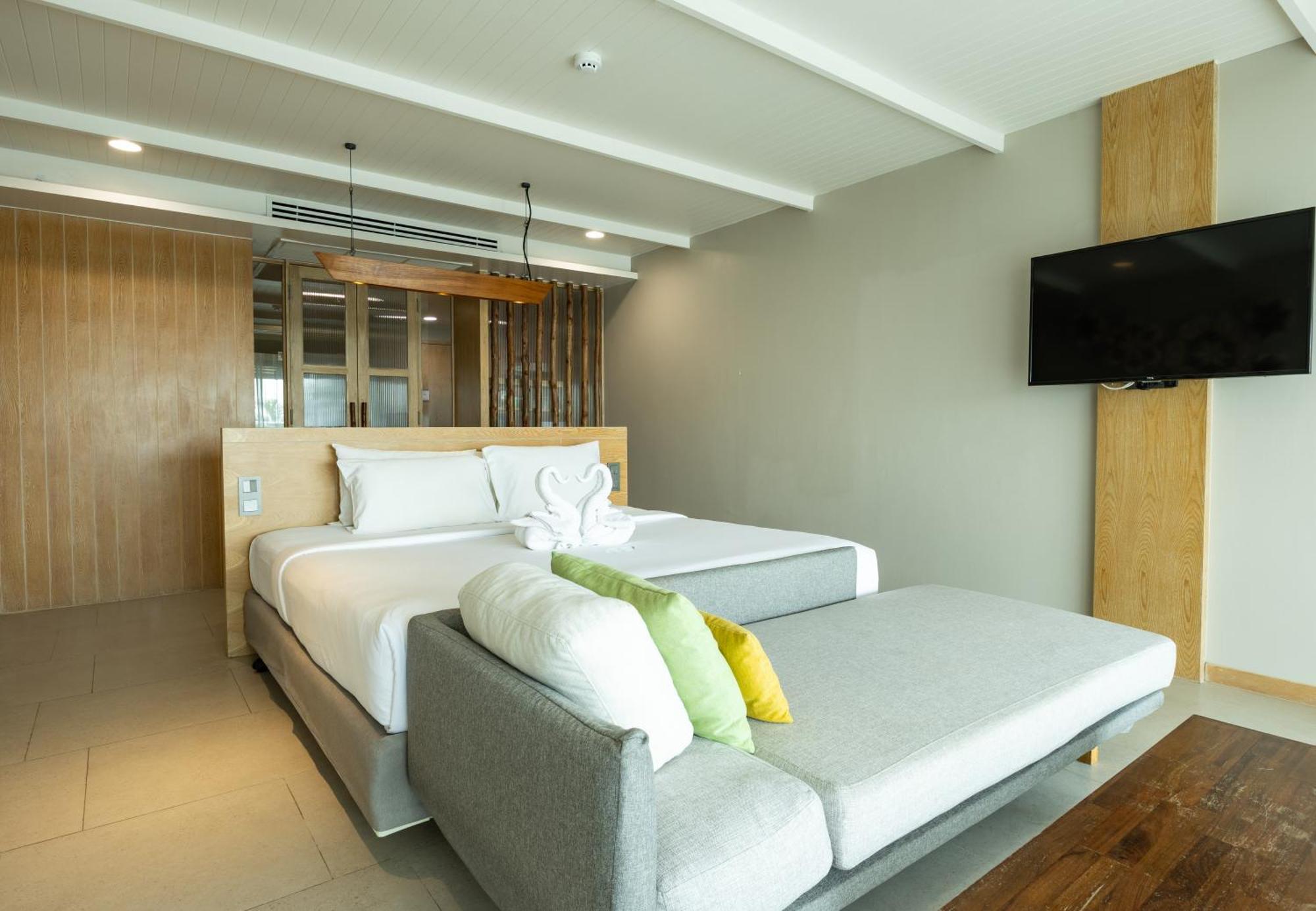 Andaman Cannacia Resort & Spa - Sha Extra Plus Kata Beach  Exterior photo